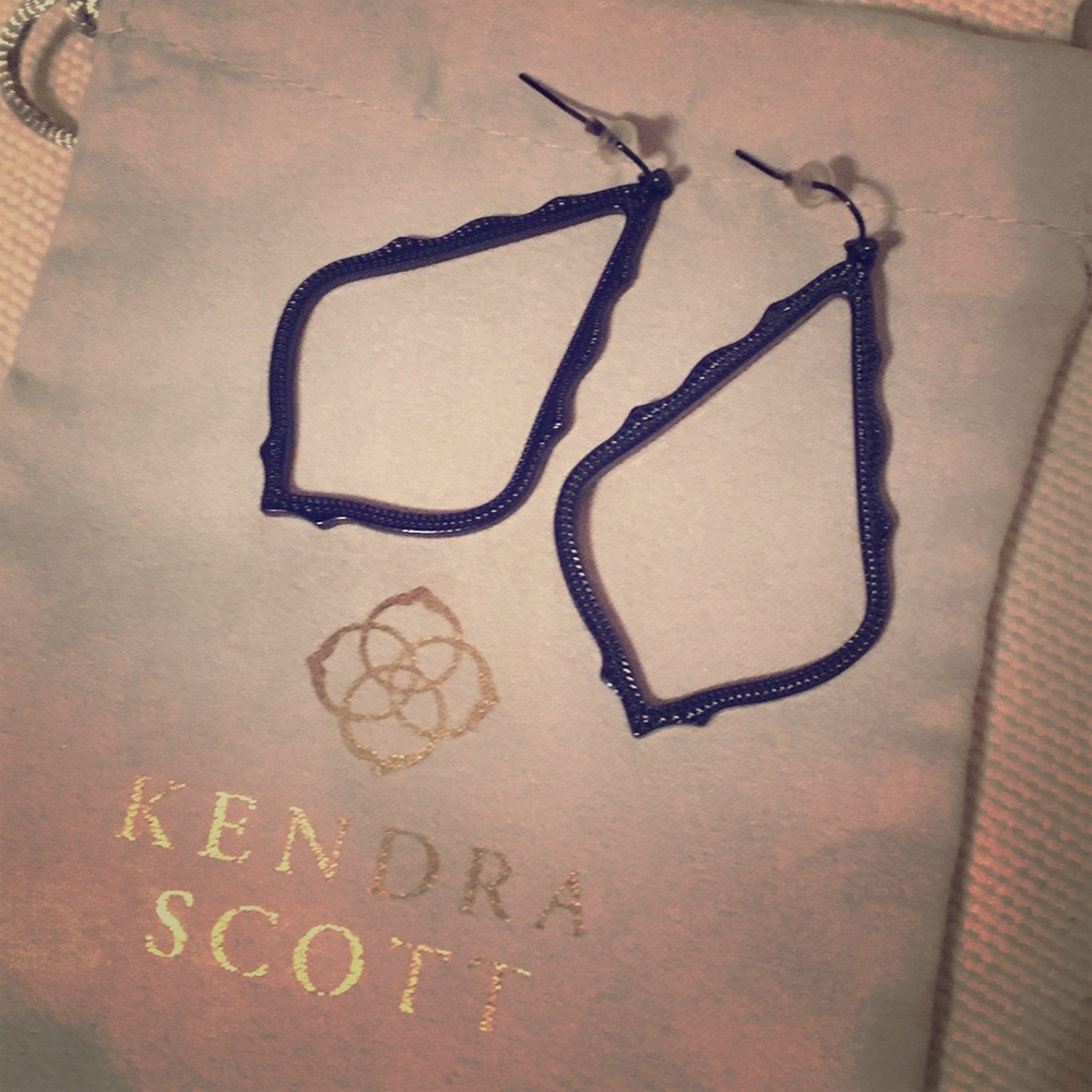 Kendra Scott Sophee Drop Earrings
